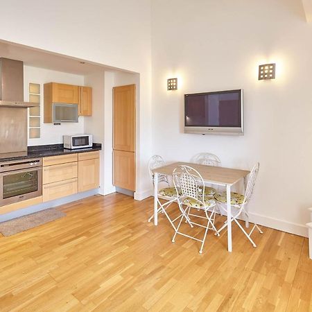 Host & Stay - Penthouse Pad Scarborough Exteriör bild